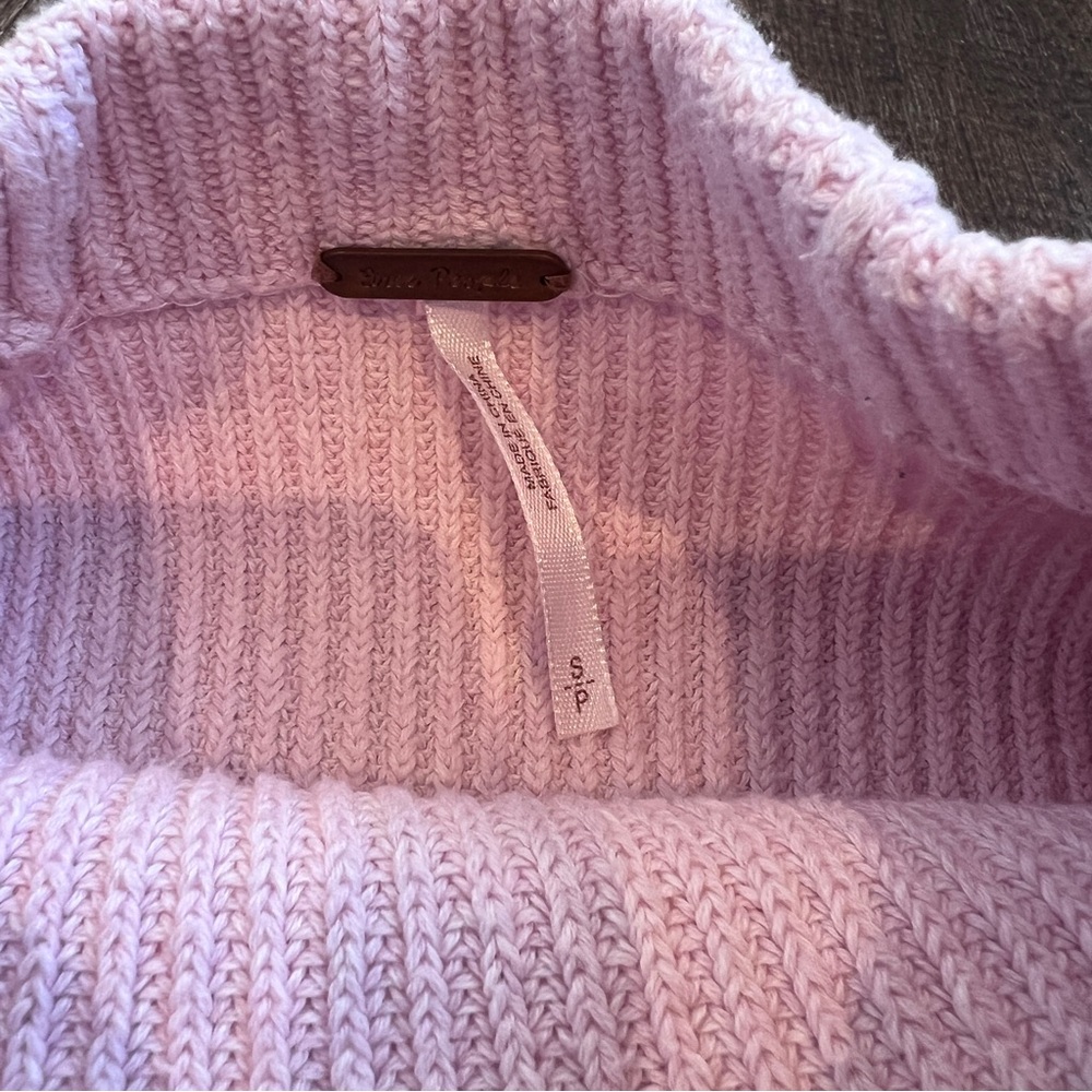Pink Ribbed Sweater - Picture 6 of 9